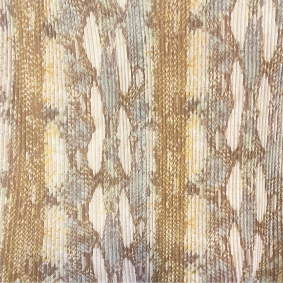 ARITZIA Wilfred Talence Pleated Off Shoulder Blouse Size XS - Picture 5 of 15